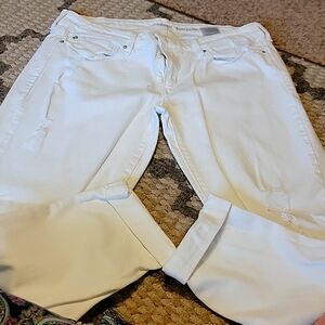 Woman's white size 17 Denizen Levi Boyfriend Jeans